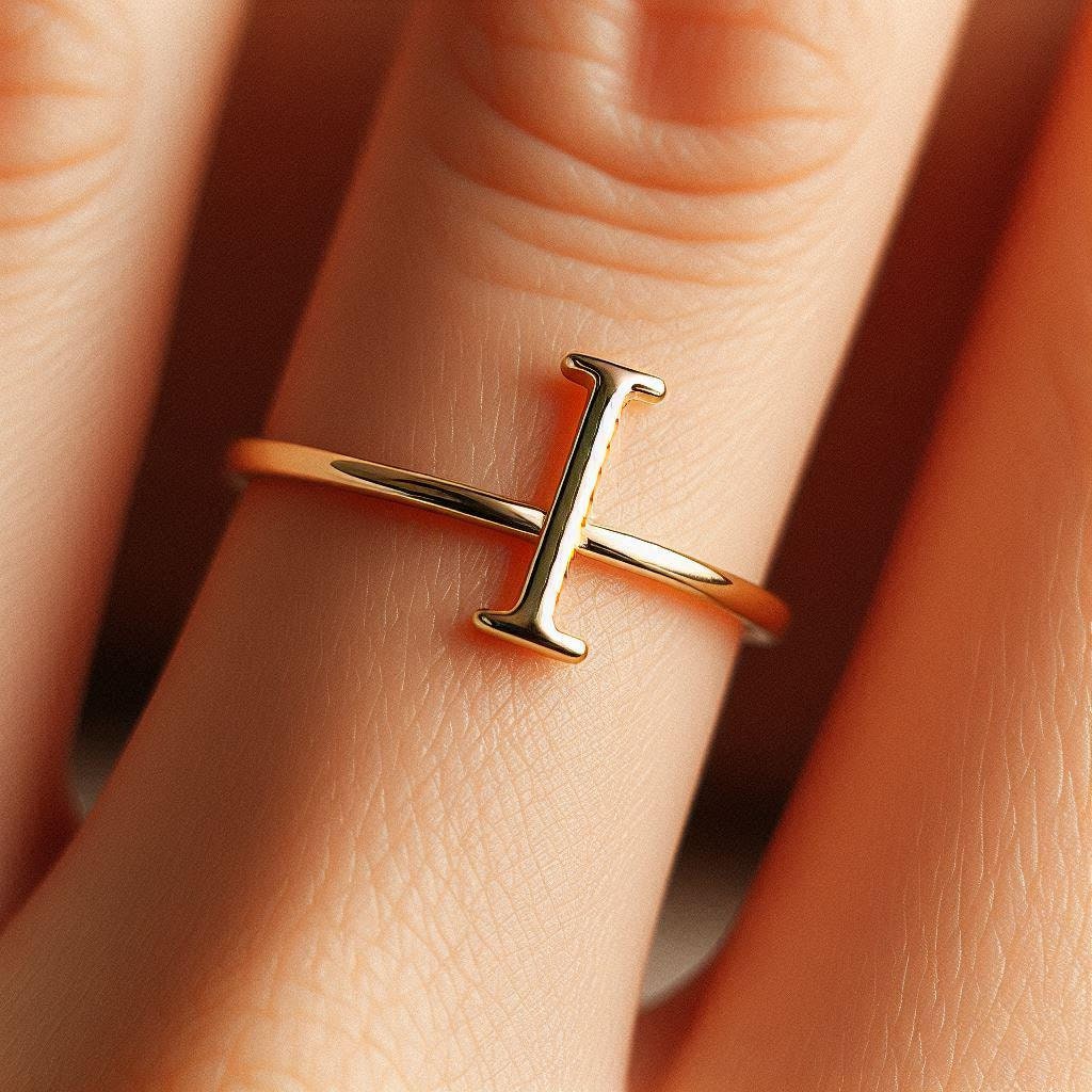 Letter I Ring