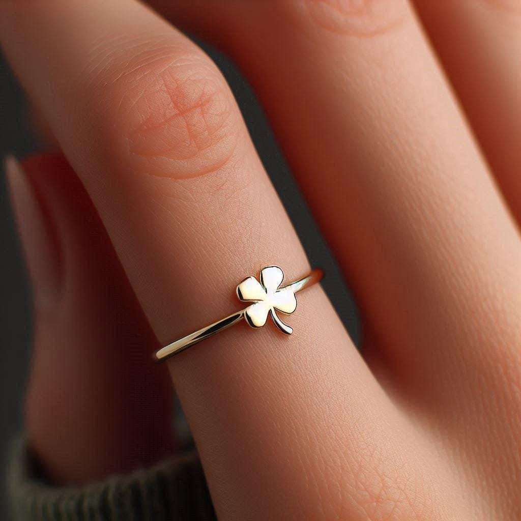 Shamrock Ring