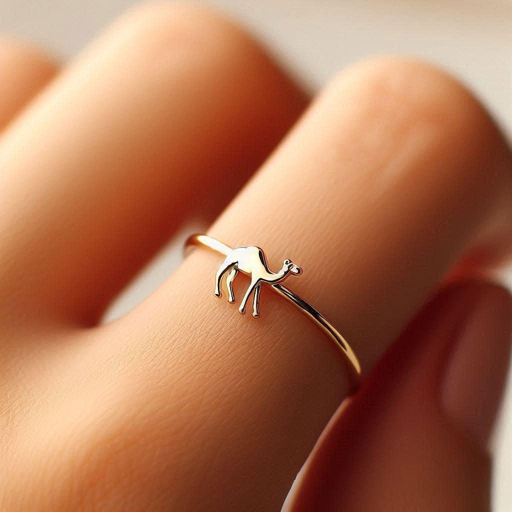 Camel Ring